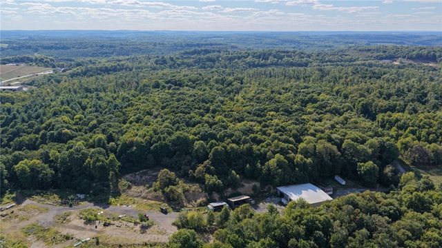 225 Kuzma Rd, West Sunbury, PA 16061