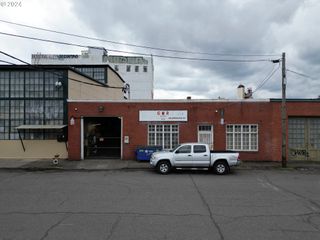646 N THOMPSON St, Portland, OR 97227