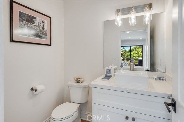 3300 Crownview Drive, Rancho Palos Verdes, CA 90275