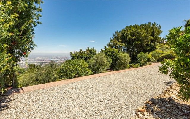 3300 Crownview Drive, Rancho Palos Verdes, CA 90275