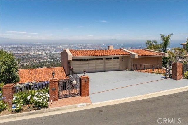 3300 Crownview Drive, Rancho Palos Verdes, CA 90275