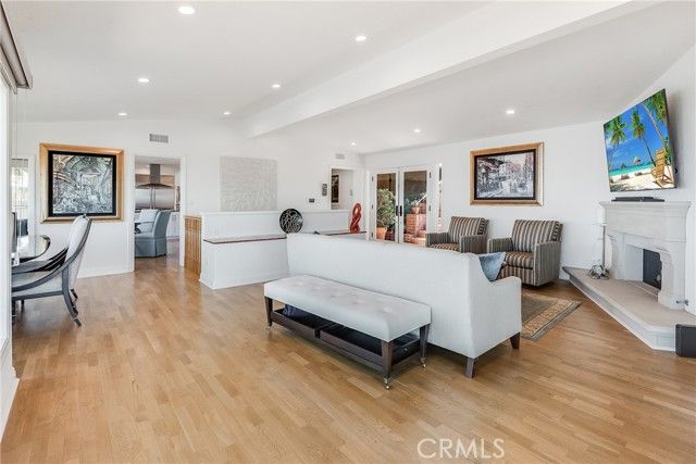 3300 Crownview Drive, Rancho Palos Verdes, CA 90275