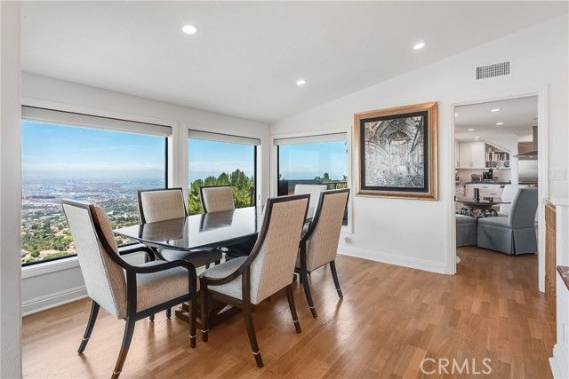 3300 Crownview Drive, Rancho Palos Verdes, CA 90275