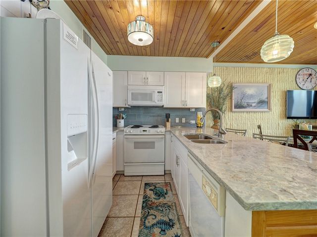 7477 State Highway 361 108, Port Aransas, TX 78373