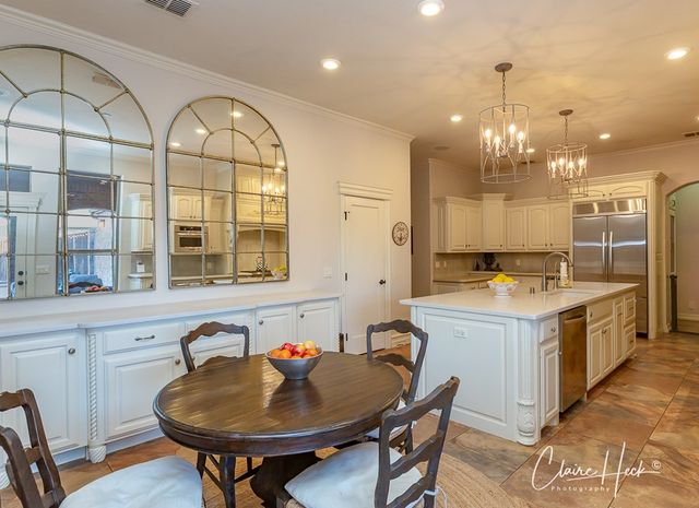 4216 Timberglen Place, Midland, TX 79707