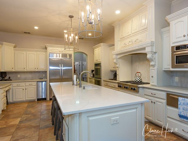 4216 Timberglen Place, Midland, TX 79707