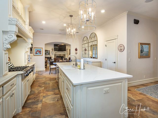 4216 Timberglen Place, Midland, TX 79707