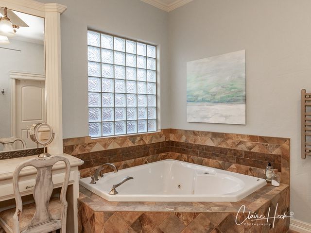 4216 Timberglen Place, Midland, TX 79707