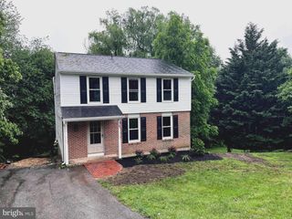 713 SUZANNE DR, Coatesville, PA 19320