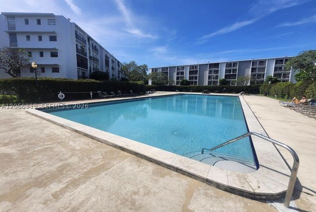 8600 N Sherman Cir 507, Miramar, FL 33025