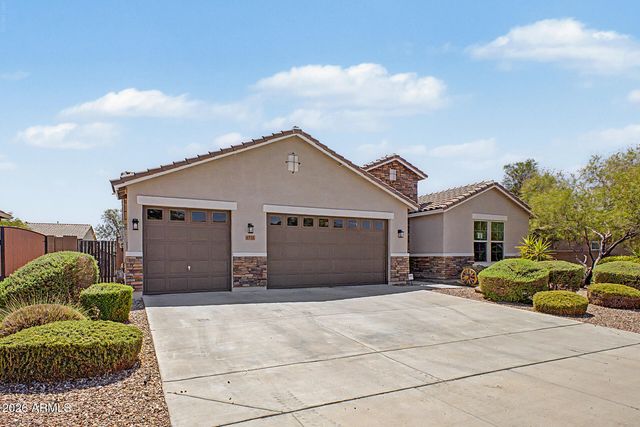 3773 W ABRAMS Drive, New River, AZ 85087