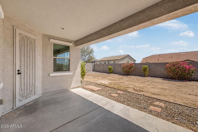 3773 W ABRAMS Drive, New River, AZ 85087