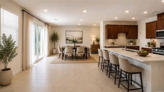 7375 Davenbury Street, Las Vegas, NV 89113