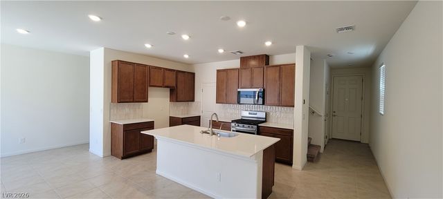 7375 Davenbury Street, Las Vegas, NV 89113