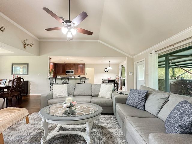 2818 Rustic Wood Lane, Rosharon, TX 77583