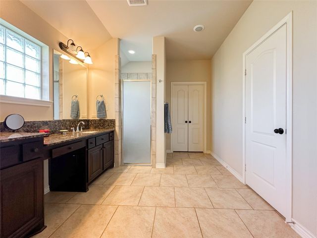 2818 Rustic Wood Lane, Rosharon, TX 77583