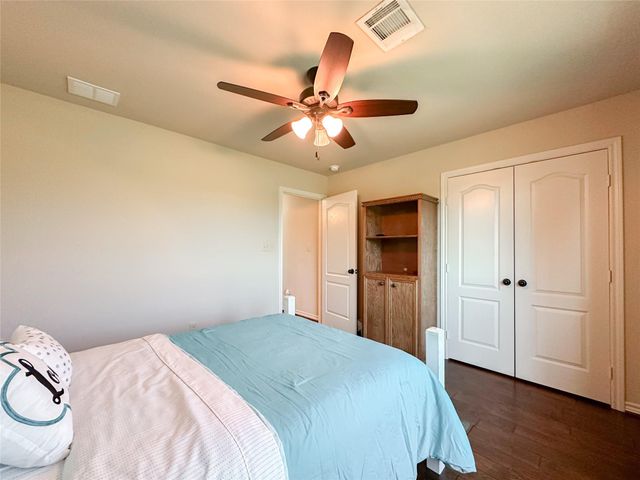 2818 Rustic Wood Lane, Rosharon, TX 77583