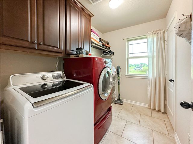 2818 Rustic Wood Lane, Rosharon, TX 77583