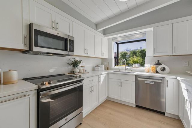 1761 Klamath Avenue, San Mateo, CA 94403