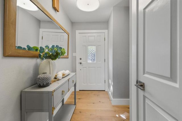 1761 Klamath Avenue, San Mateo, CA 94403