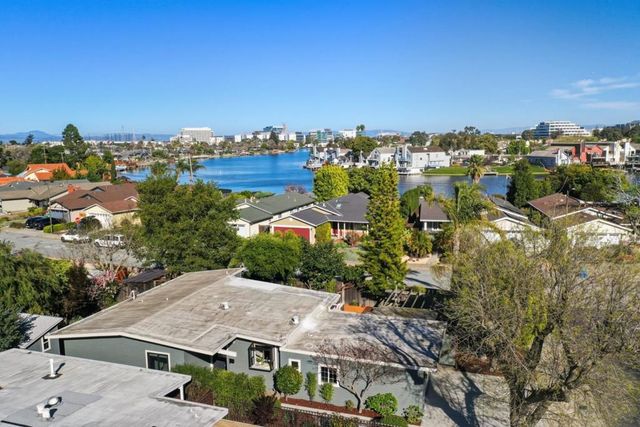 1761 Klamath Avenue, San Mateo, CA 94403