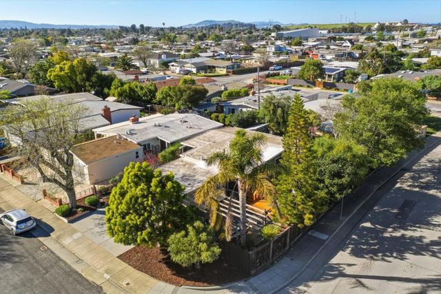 1761 Klamath Avenue, San Mateo, CA 94403