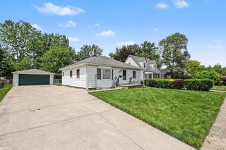 24261 Eleanor Avenue, Warren, MI 48089