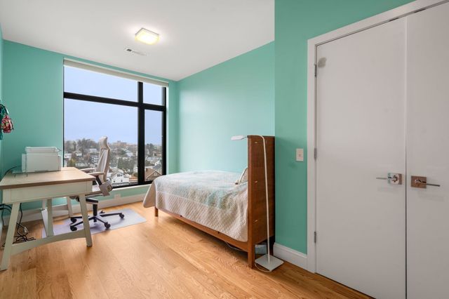 191 Washington Street 518, Boston, MA 02135