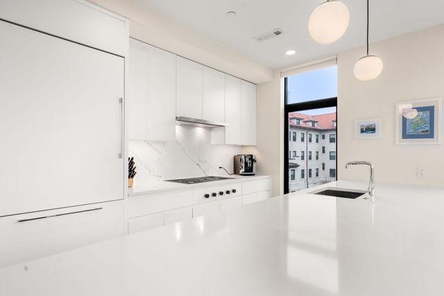 191 Washington Street 518, Boston, MA 02135