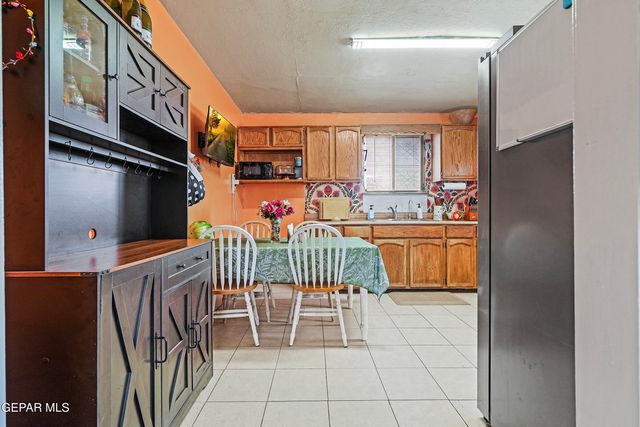 880 Delhi Drive, Socorro, TX 79927