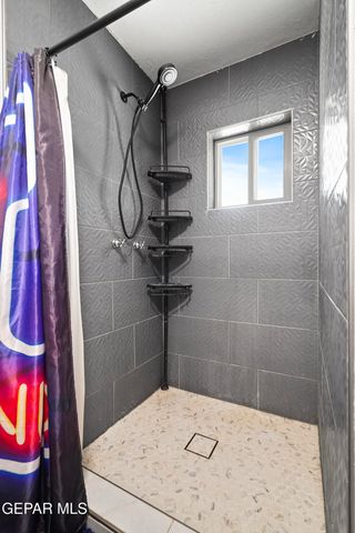 880 Delhi Drive, Socorro, TX 79927