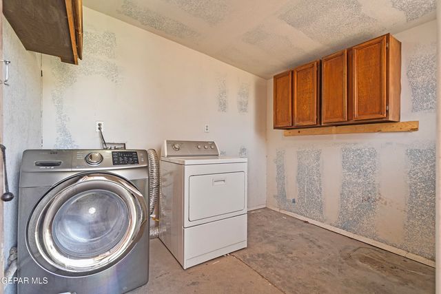 880 Delhi Drive, Socorro, TX 79927