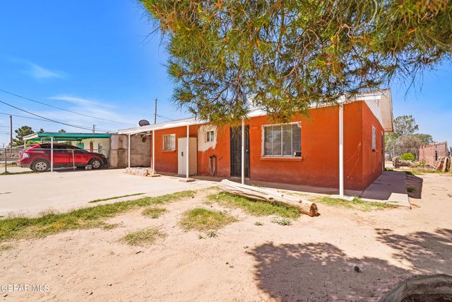 880 Delhi Drive, Socorro, TX 79927