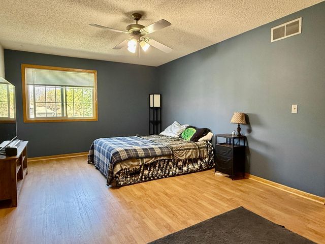 13161 Meadowood Way NW 123, Coon Rapids, MN 55448