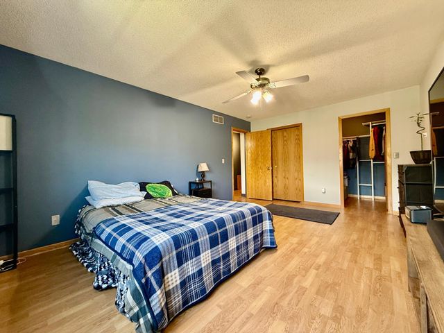 13161 Meadowood Way NW 123, Coon Rapids, MN 55448