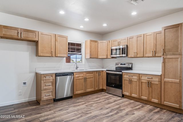 8323 W Tangerine Road, Marana, AZ 85658