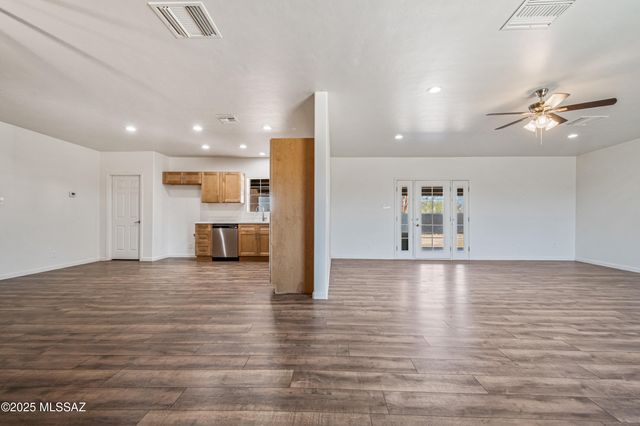 8323 W Tangerine Road, Marana, AZ 85658