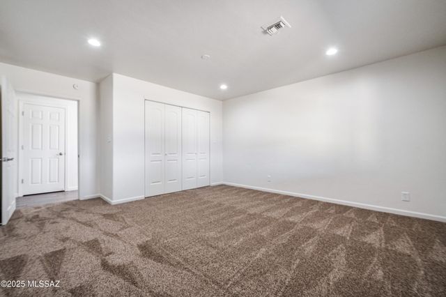 8323 W Tangerine Road, Marana, AZ 85658