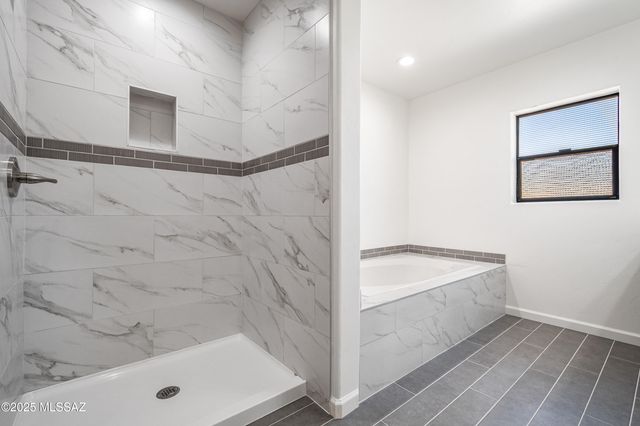 8323 W Tangerine Road, Marana, AZ 85658