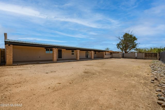 8323 W Tangerine Road, Marana, AZ 85658