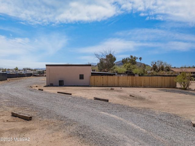 8323 W Tangerine Road, Marana, AZ 85658