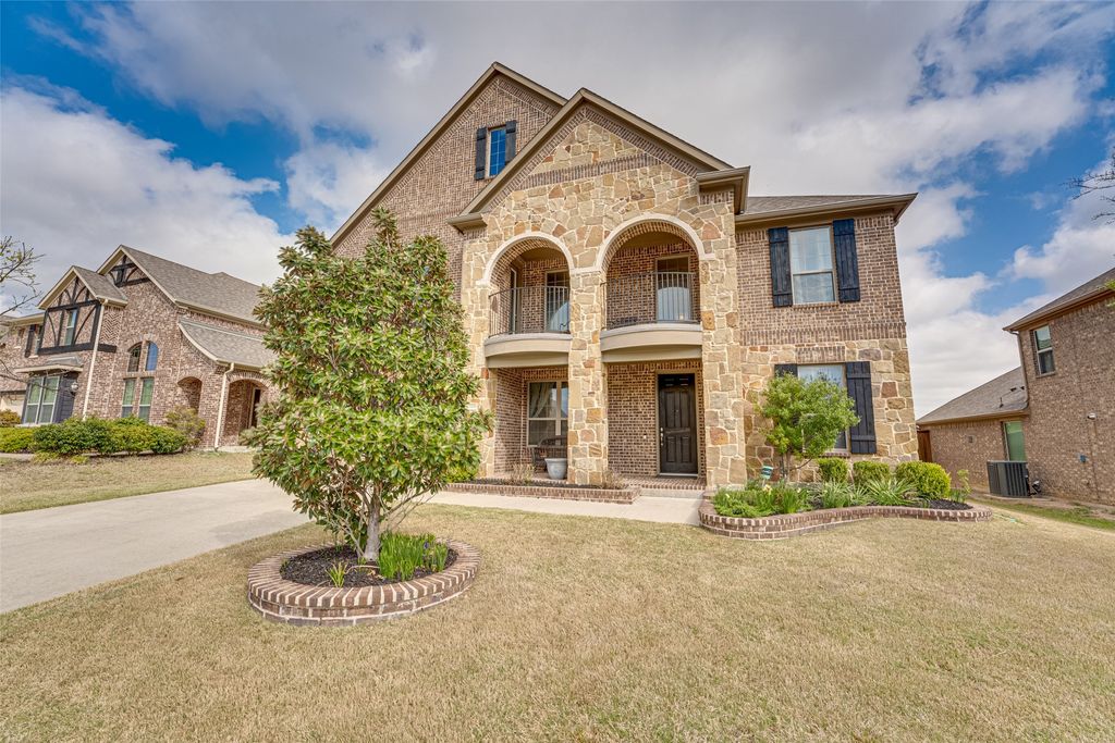 5309 Savanna Street, Sachse, TX 75048