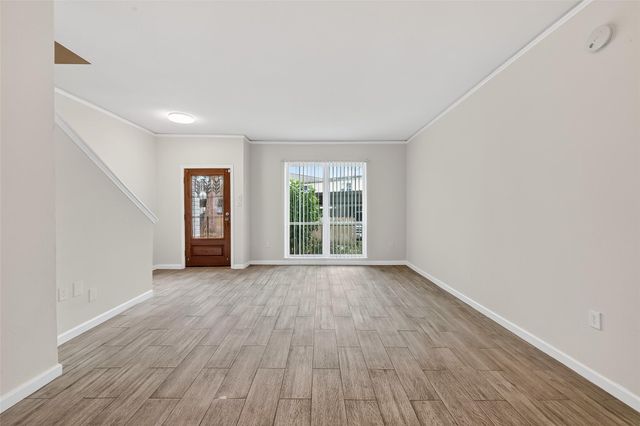 811 Threadneedle Street 258, Houston, TX 77079