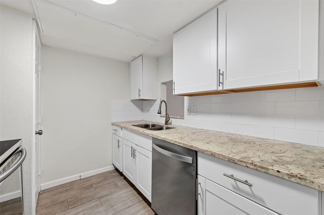 811 Threadneedle Street 258, Houston, TX 77079