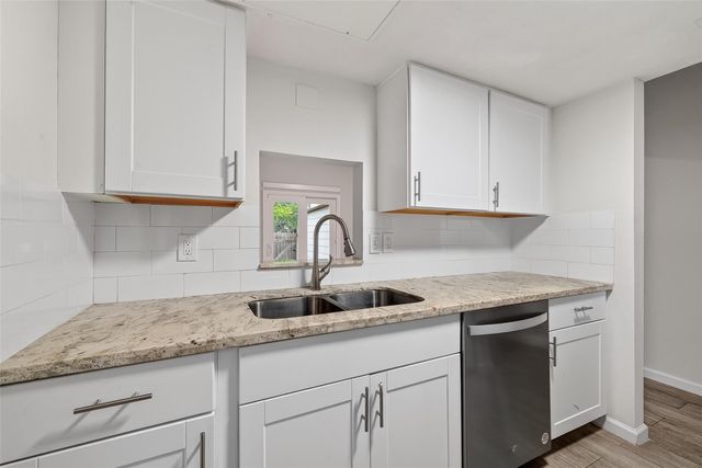 811 Threadneedle Street 258, Houston, TX 77079