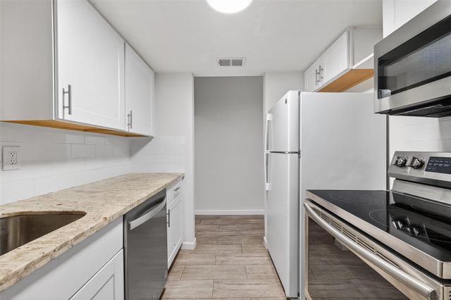 811 Threadneedle Street 258, Houston, TX 77079