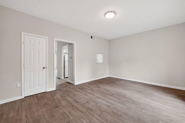 811 Threadneedle Street 258, Houston, TX 77079