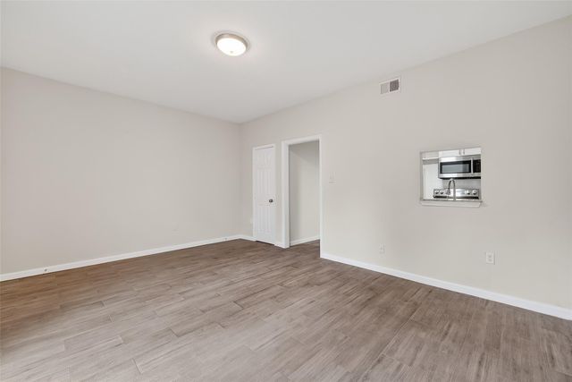 811 Threadneedle Street 258, Houston, TX 77079