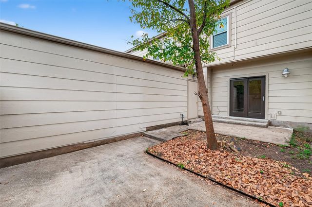 811 Threadneedle Street 258, Houston, TX 77079