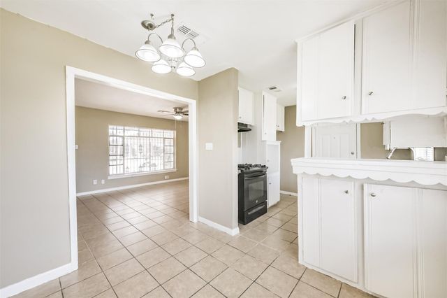 10214 Bretton Drive, Houston, TX 77016